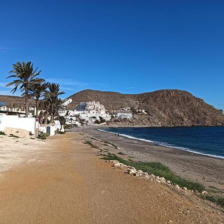 Apartamento Junto A La Playa Carboneras Luaran gambar