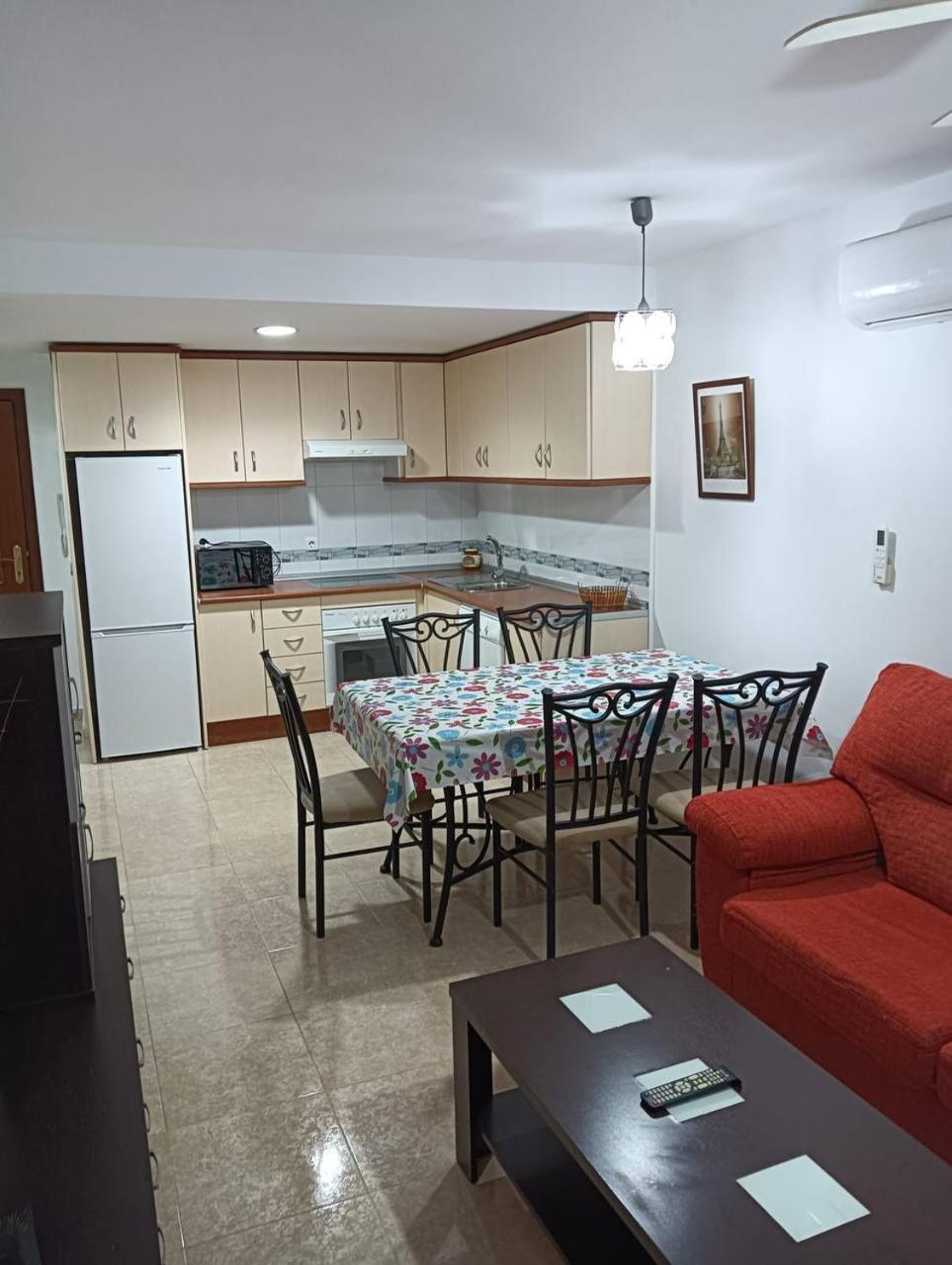 Apartamento Junto A La Playa Carboneras Luaran gambar