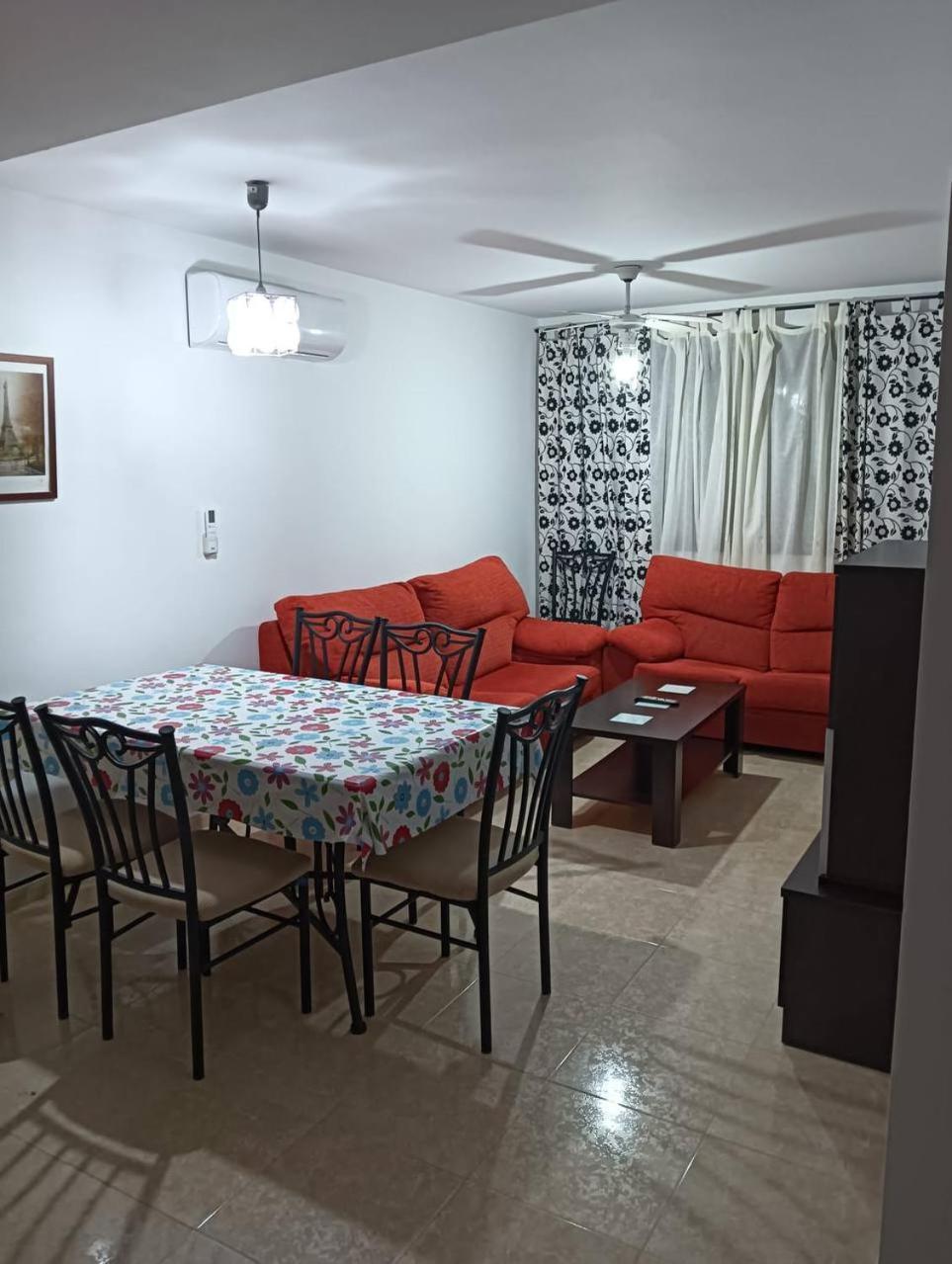 Apartamento Junto A La Playa Carboneras Luaran gambar